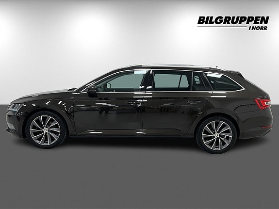 Skoda Superb 4 of 20