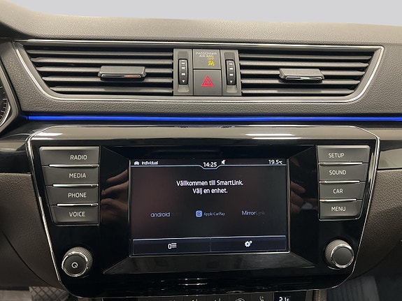 Skoda Superb 11 of 20