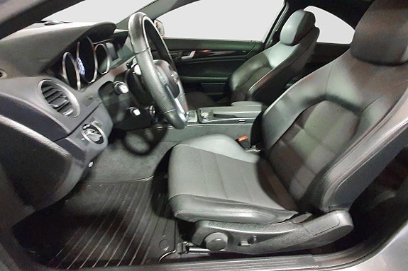 Mercedes-Benz C220 19 of 21