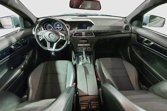 Mercedes-Benz C220 14 of 21