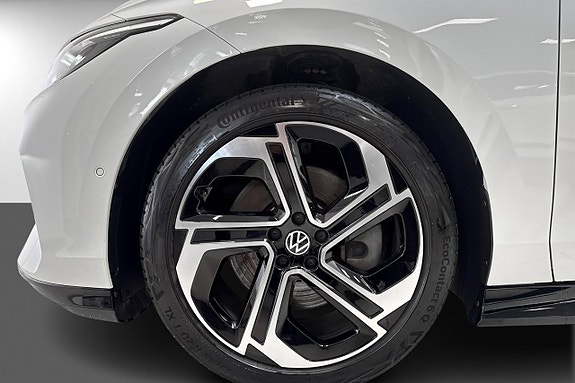 Volkswagen ID.7 15 of 23