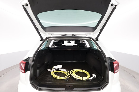Volkswagen Passat 26 of 27