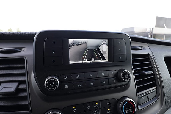 Ford Transit 10 of 15