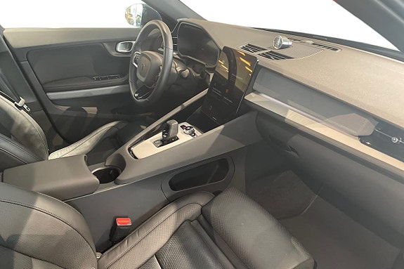 Polestar 2 7 of 24