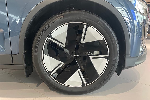 Polestar 2 17 of 24