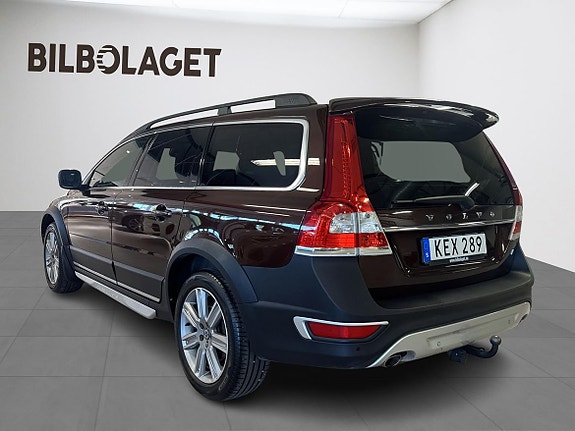 Volvo XC70 3 of 19