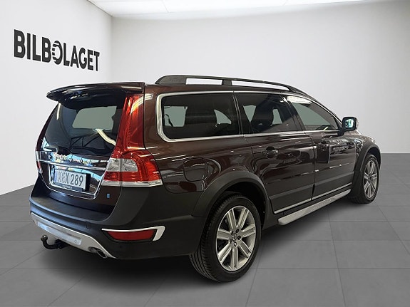 Volvo XC70 4 of 19