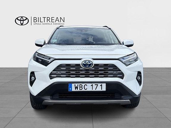 Toyota RAV4 6 of 22