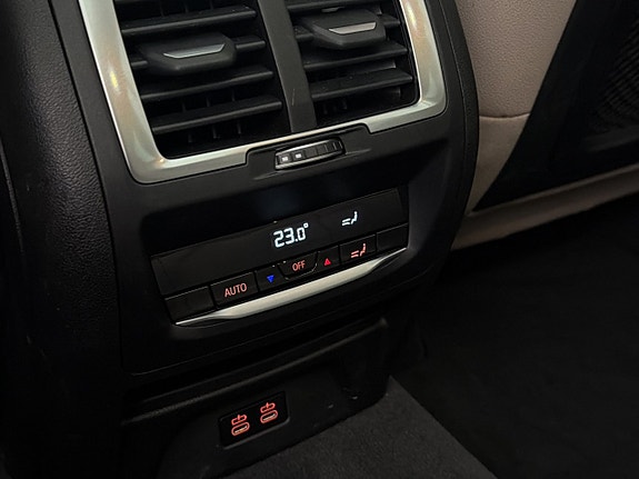BMW iX3 21 of 30