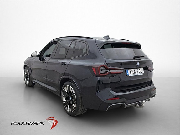 BMW iX3 6 of 30