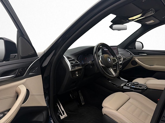 BMW iX3 13 of 30