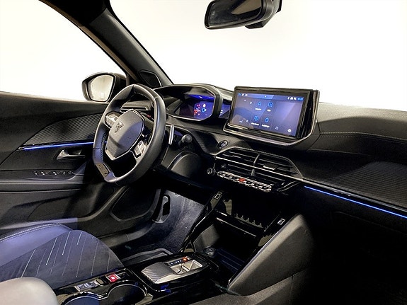 Peugeot 2008 15 of 19