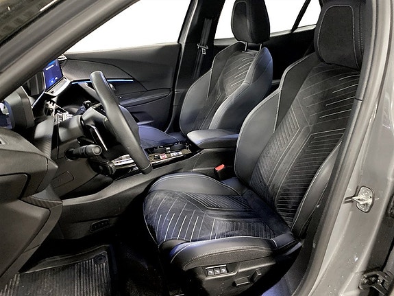 Peugeot 2008 4 of 19