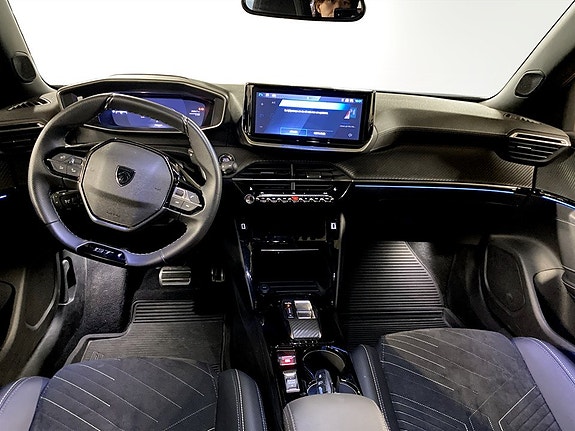Peugeot 2008 6 of 19