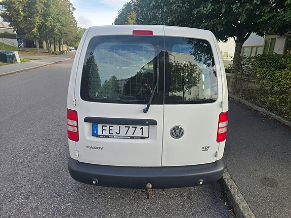 Volkswagen Caddy 2 of 4