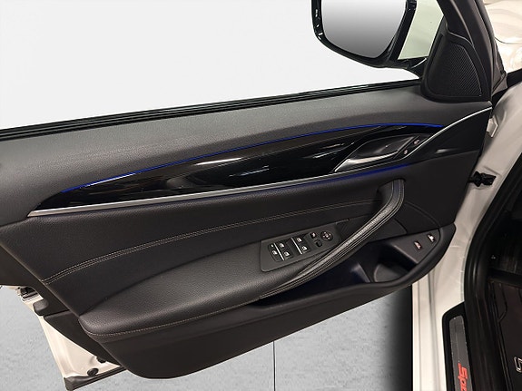 BMW 530e 10 of 23