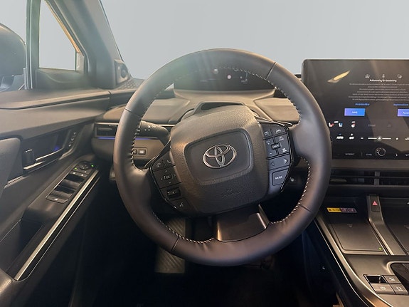 Toyota bZ4X Touring 9 of 12