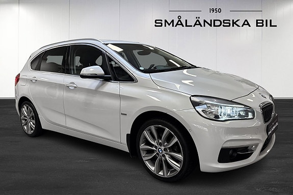 BMW 218d 2 of 15