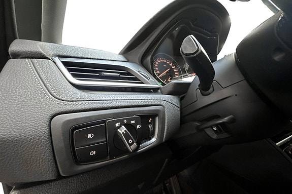 BMW 218d 12 of 15