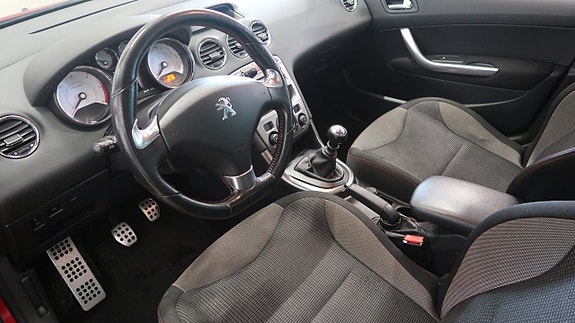 Peugeot 308 SW 9 of 17