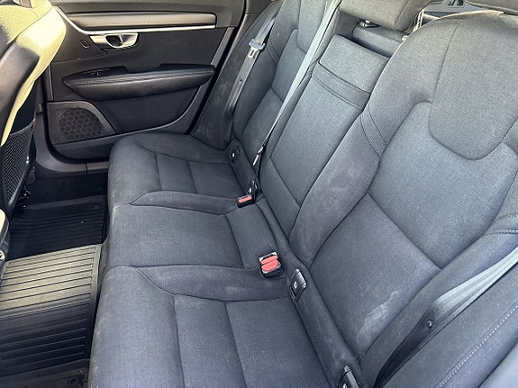 Volvo V90 11 of 13