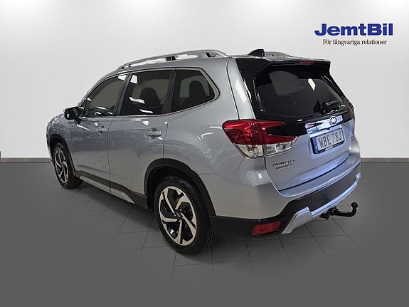 Subaru Forester 5 of 14