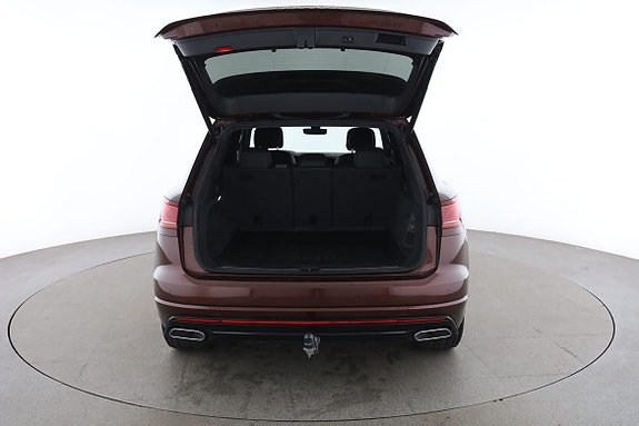 Volkswagen Touareg 17 of 30