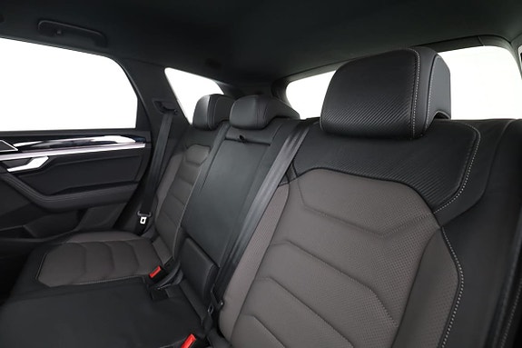Volkswagen Touareg 15 of 30
