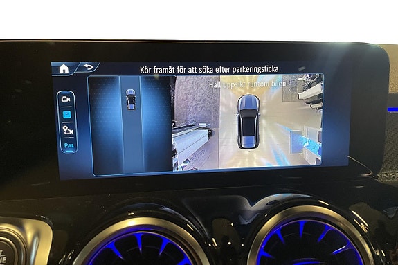 Mercedes-Benz GLB220 d 14 of 16