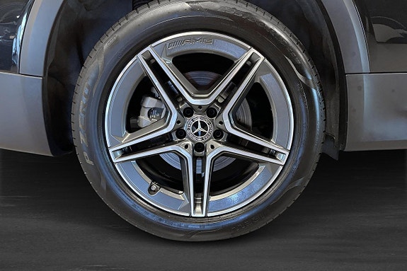 Mercedes-Benz GLB220 d 5 of 16