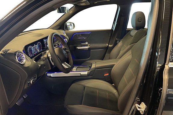 Mercedes-Benz GLB220 d 11 of 16