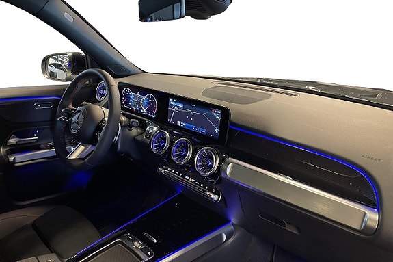Mercedes-Benz GLB220 d 9 of 16