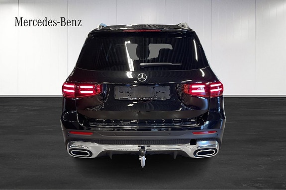 Mercedes-Benz GLB220 d 15 of 16