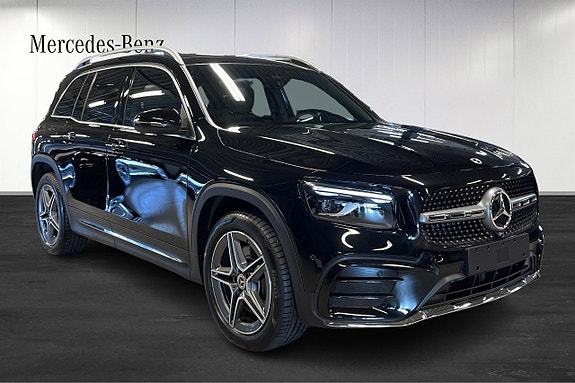 Mercedes-Benz GLB220 d 2 of 16