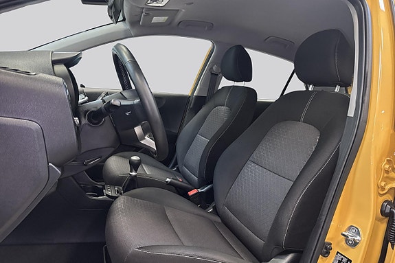 Kia Picanto 13 of 16