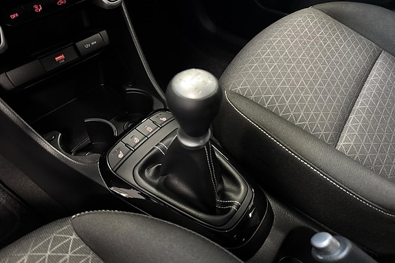 Kia Picanto 11 of 16