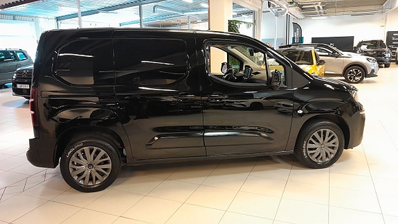 Peugeot Partner 9 of 12
