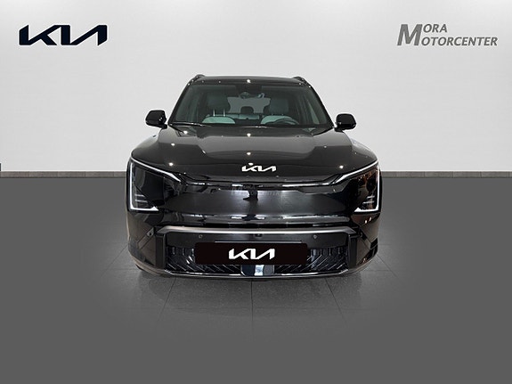 Kia EV5 2 of 14
