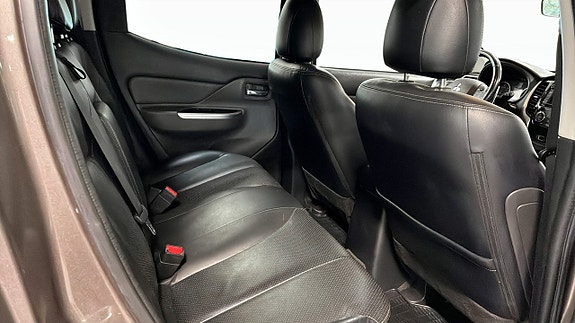 Mitsubishi L200 5 of 12
