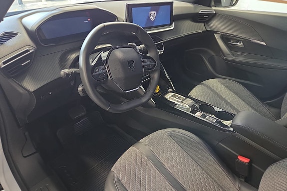 Peugeot 2008 4 of 13