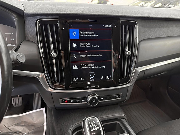 Volvo V90 Cross Country 11 of 23