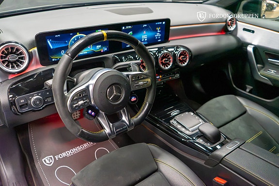 Mercedes-Benz A45 16 of 27