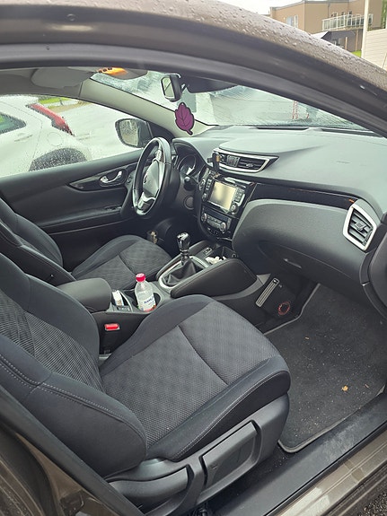Nissan Qashqai 3 of 3