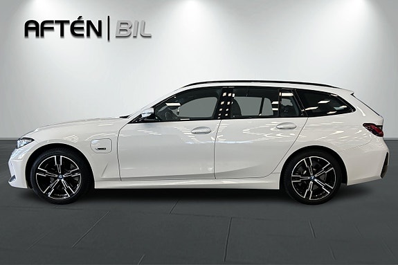 BMW 330e 6 of 30