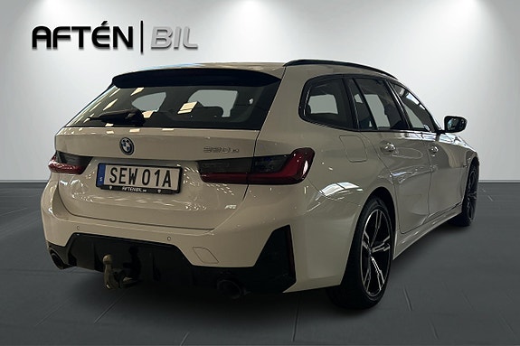 BMW 330e 10 of 30