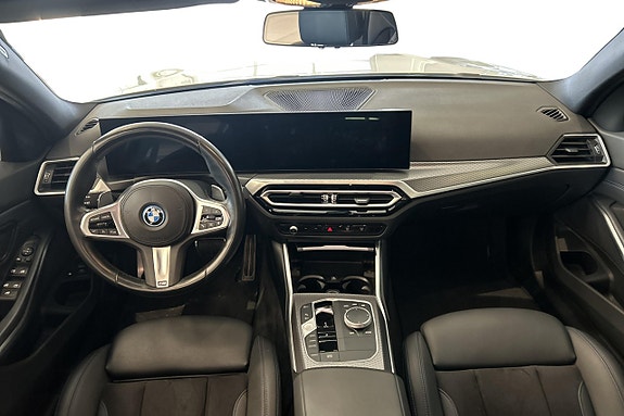 BMW 330e 11 of 30