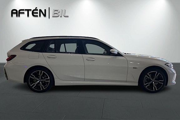 BMW 330e 7 of 30