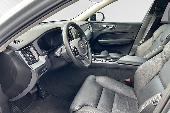 Volvo XC60 8 of 13
