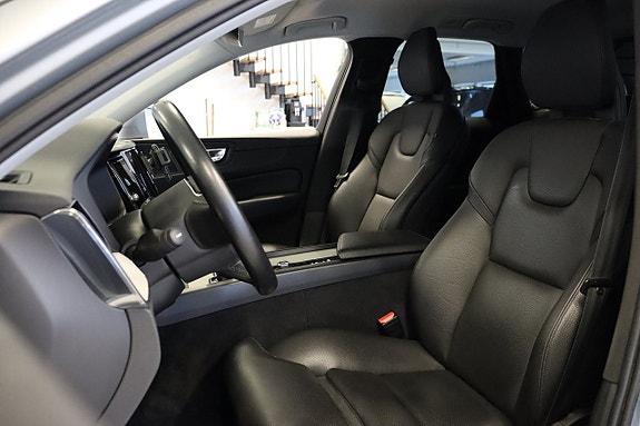 Volvo XC60 15 of 18