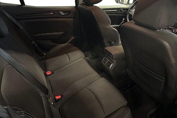 Renault Megane 21 of 25